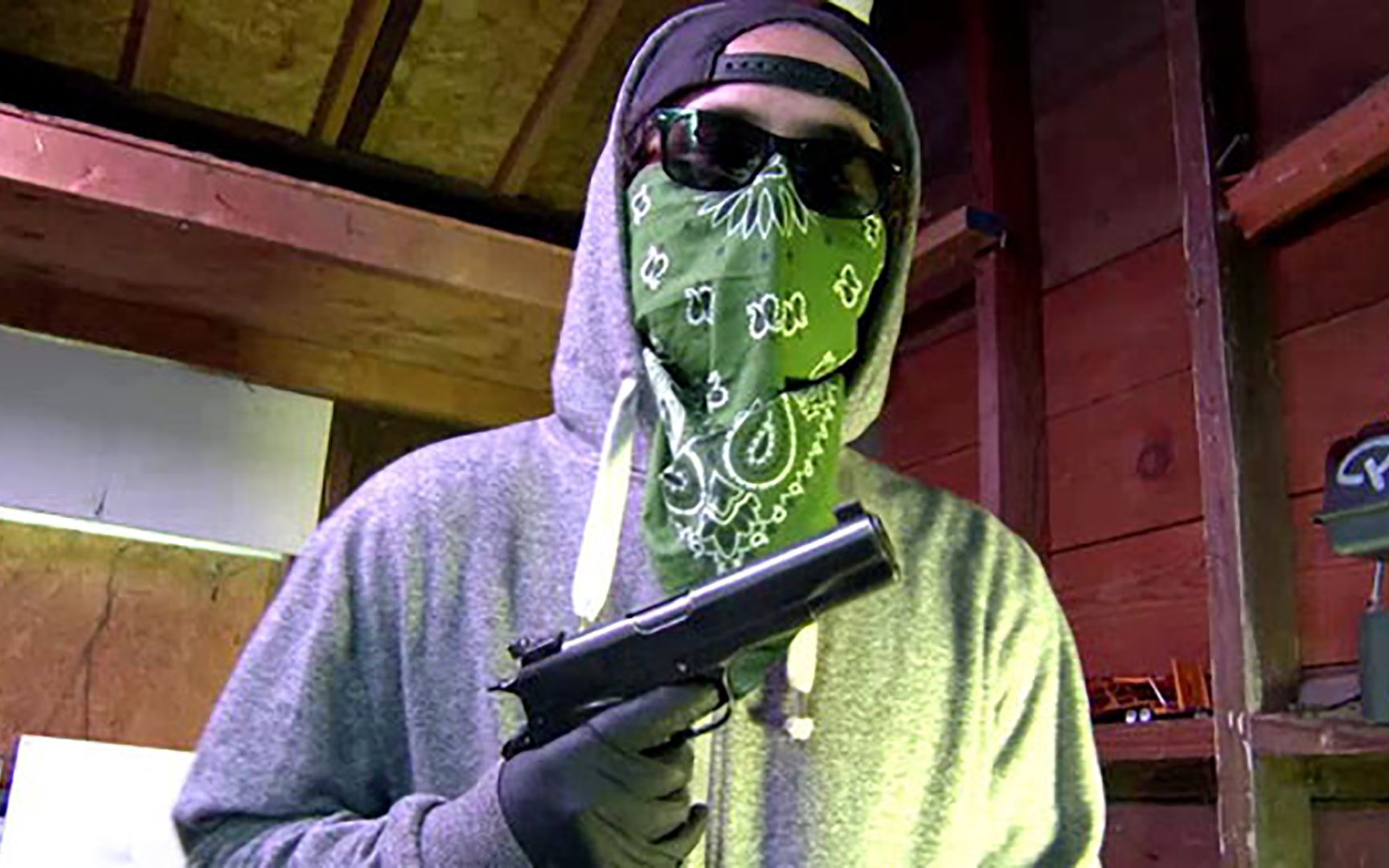 《黑市大企业》1-3集