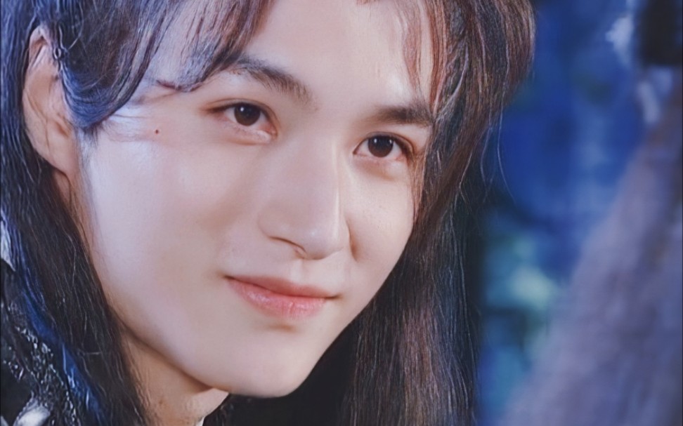 【郑国霖|小江】谁家年少翩然似玉,惊起一地繁花