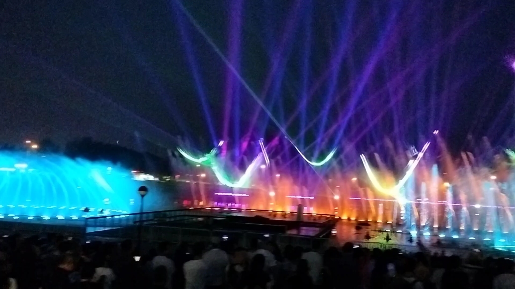 2024年7月10日,沈阳浑南中央公园音乐喷泉