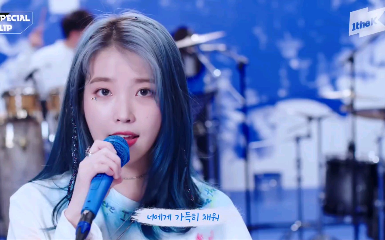 [图]4K超清【IU】 “Blueming”