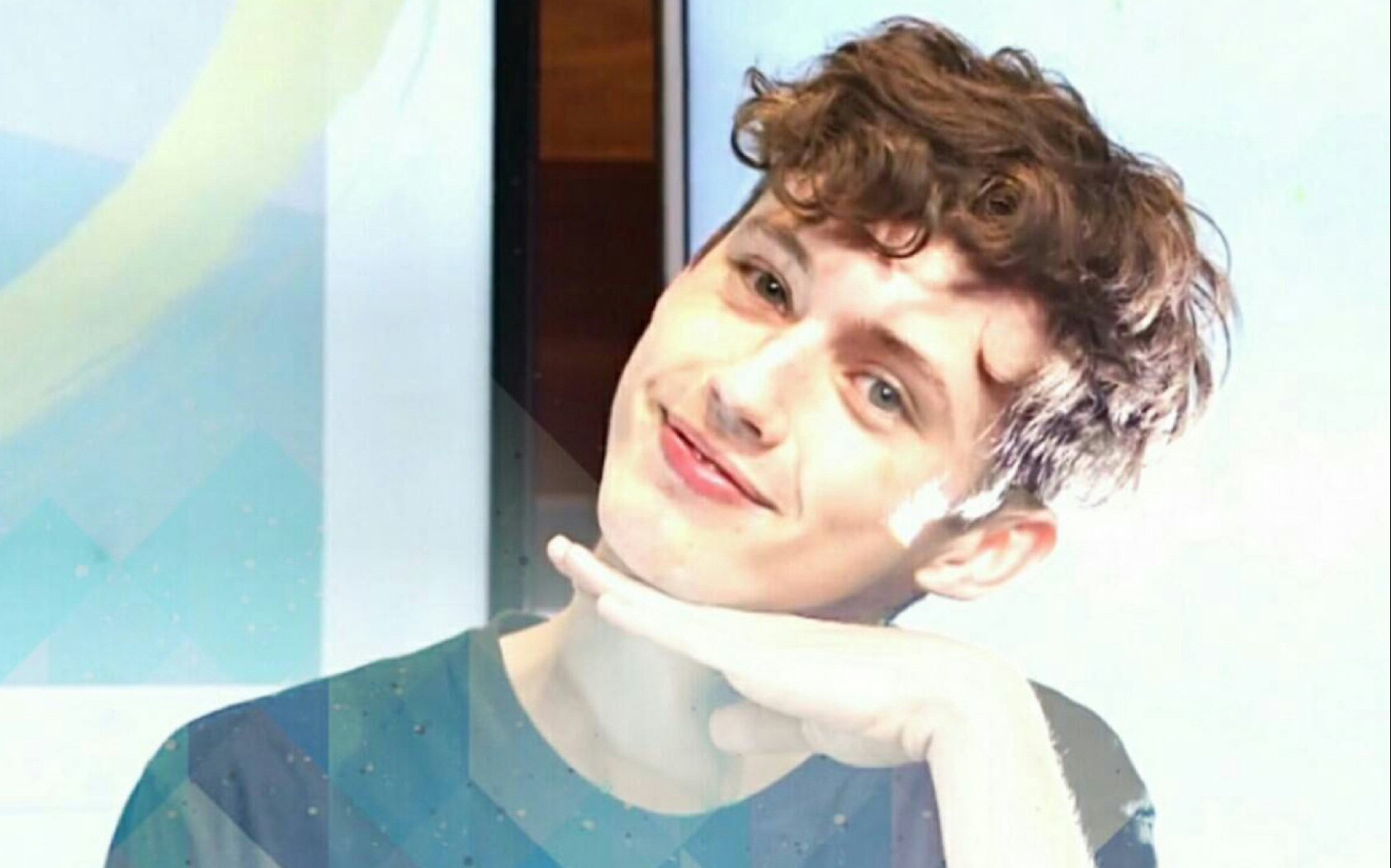 troyesivanyouth合集我的青春予你全场合唱鹅舞扭啊扭超喜欢这首歌