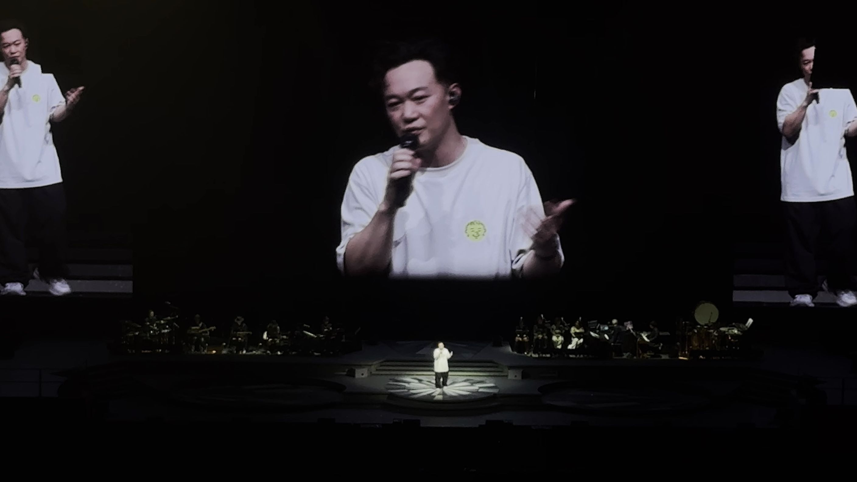 18 陈奕迅fear and dreams杭州场《盲婚哑嫁,你的背包》 taking
