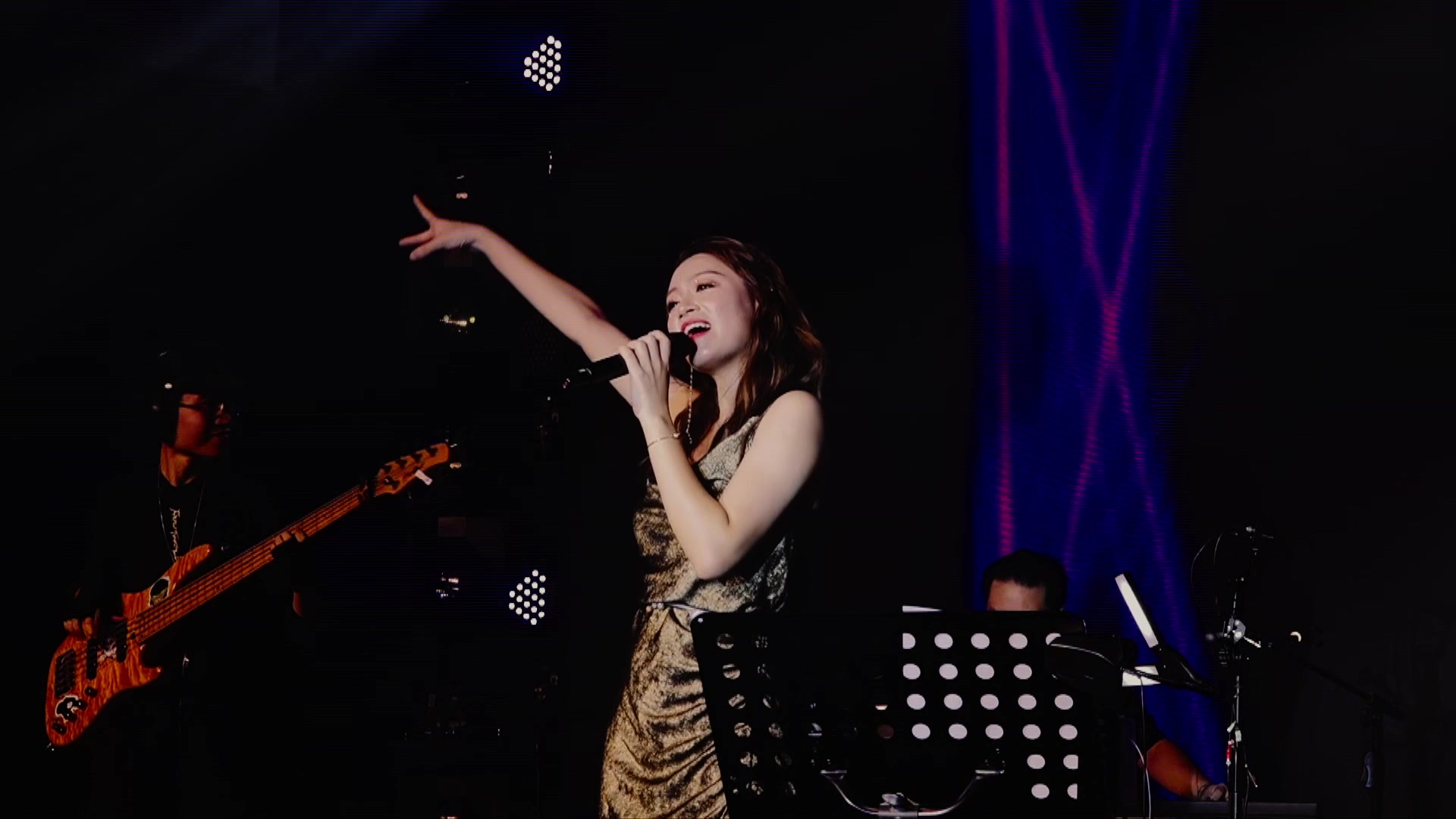 monicahdjoanna梁文君