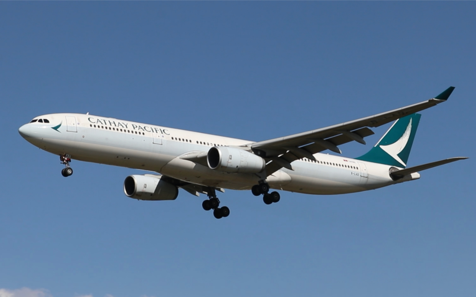 国泰航空a330降落pek北京首都国际机场36r跑道-北京八卦台_哔哩哔哩