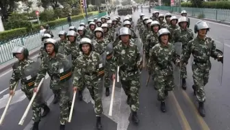 武警集结
