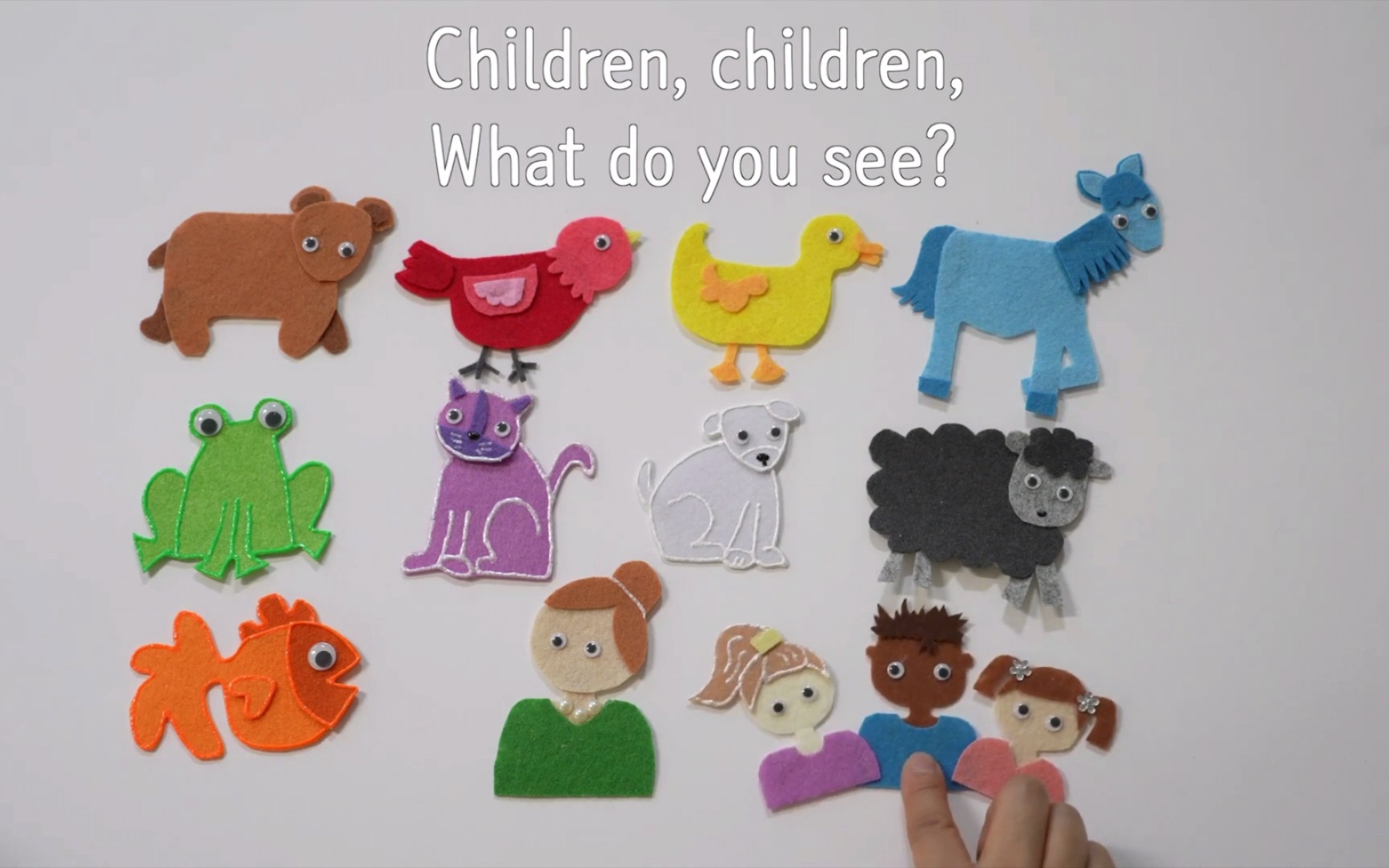 [图]【What do you see系列】01 《Brown Bear Brown Bear What Do You See?》亲子互动版 英语启蒙必备