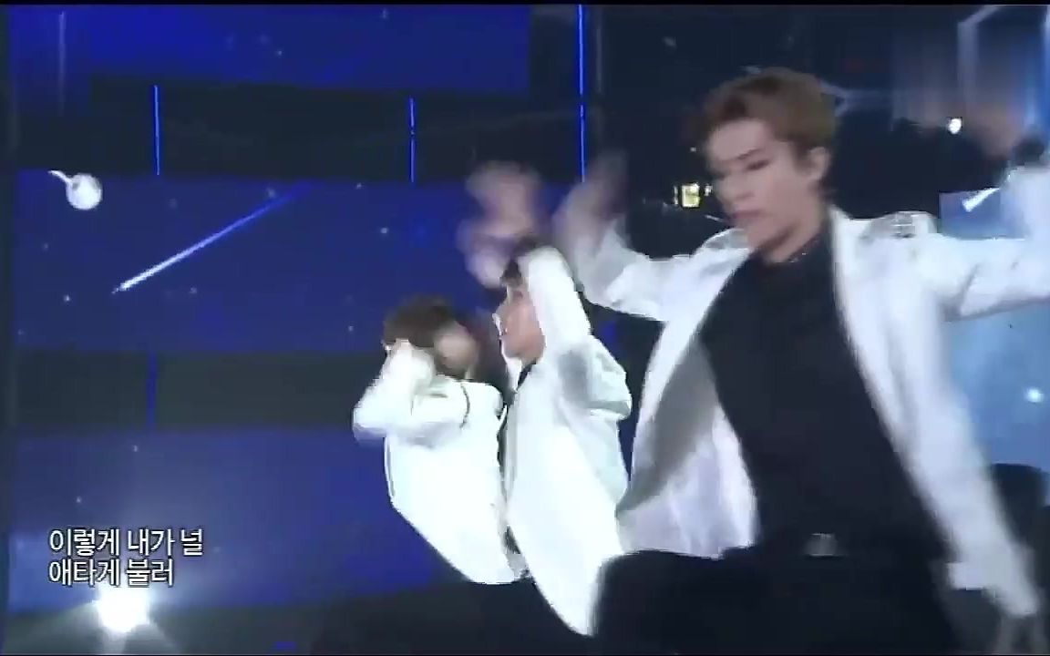 [图]2014 北京演唱会EXO《Moonlight》（月光）