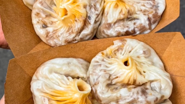 糯叽叽 好吃到拉丝的咸蛋黄芝士纸皮烧麦