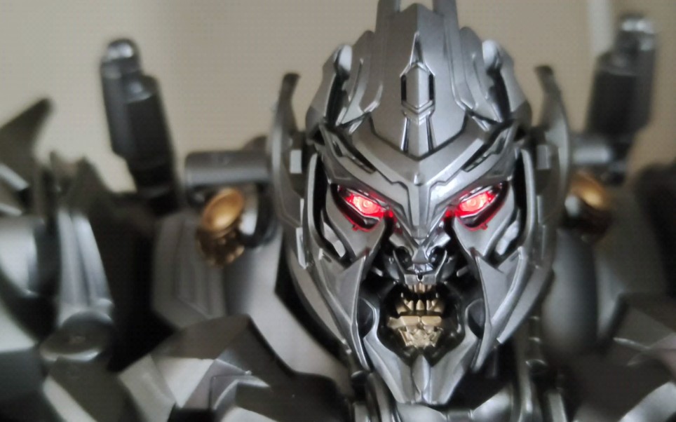 变形金刚玩具祖国版黑曼巴坦克威震天评测概览