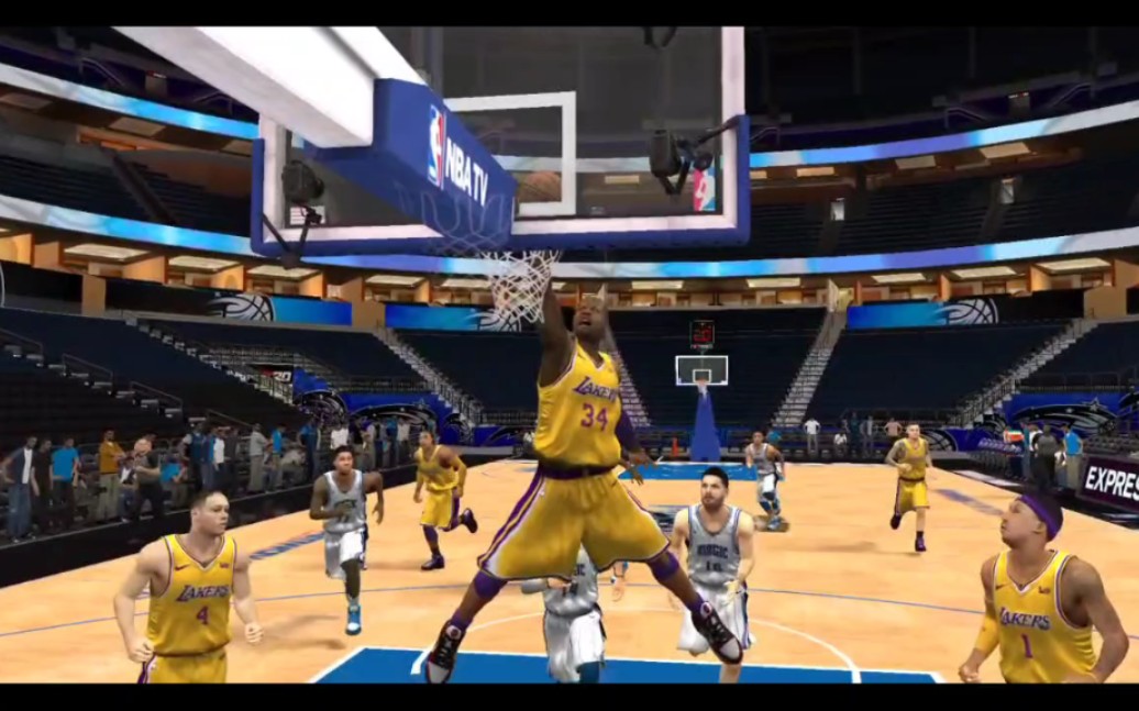 nba2k20手机版奥尼尔罚球线起跳爆扣