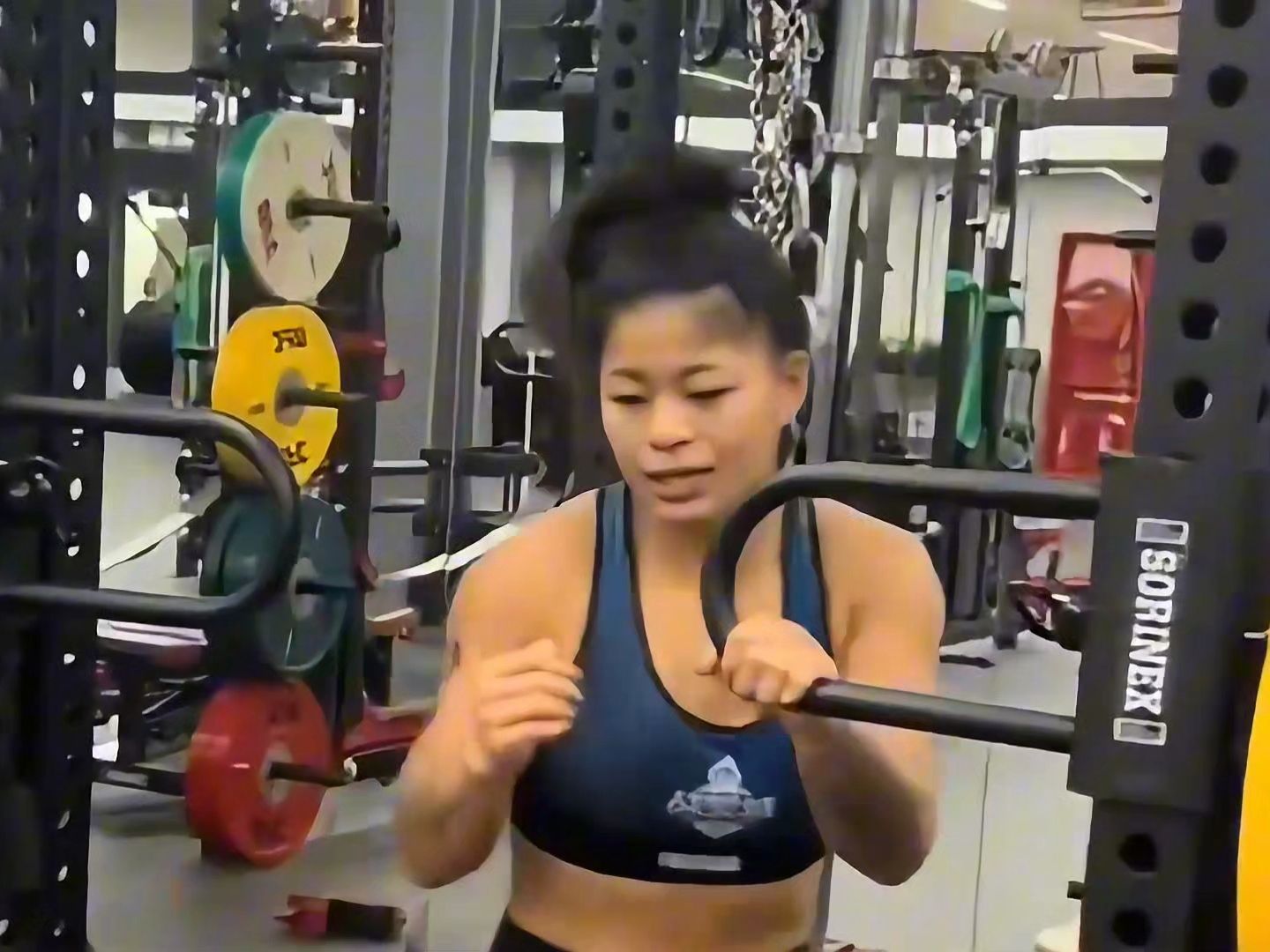 警方回应格斗女运动员遭猥亵:该男子已被刑拘