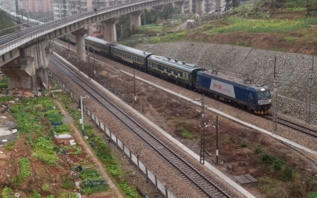 【沪昆线】k138次通过磨砂溪线路所