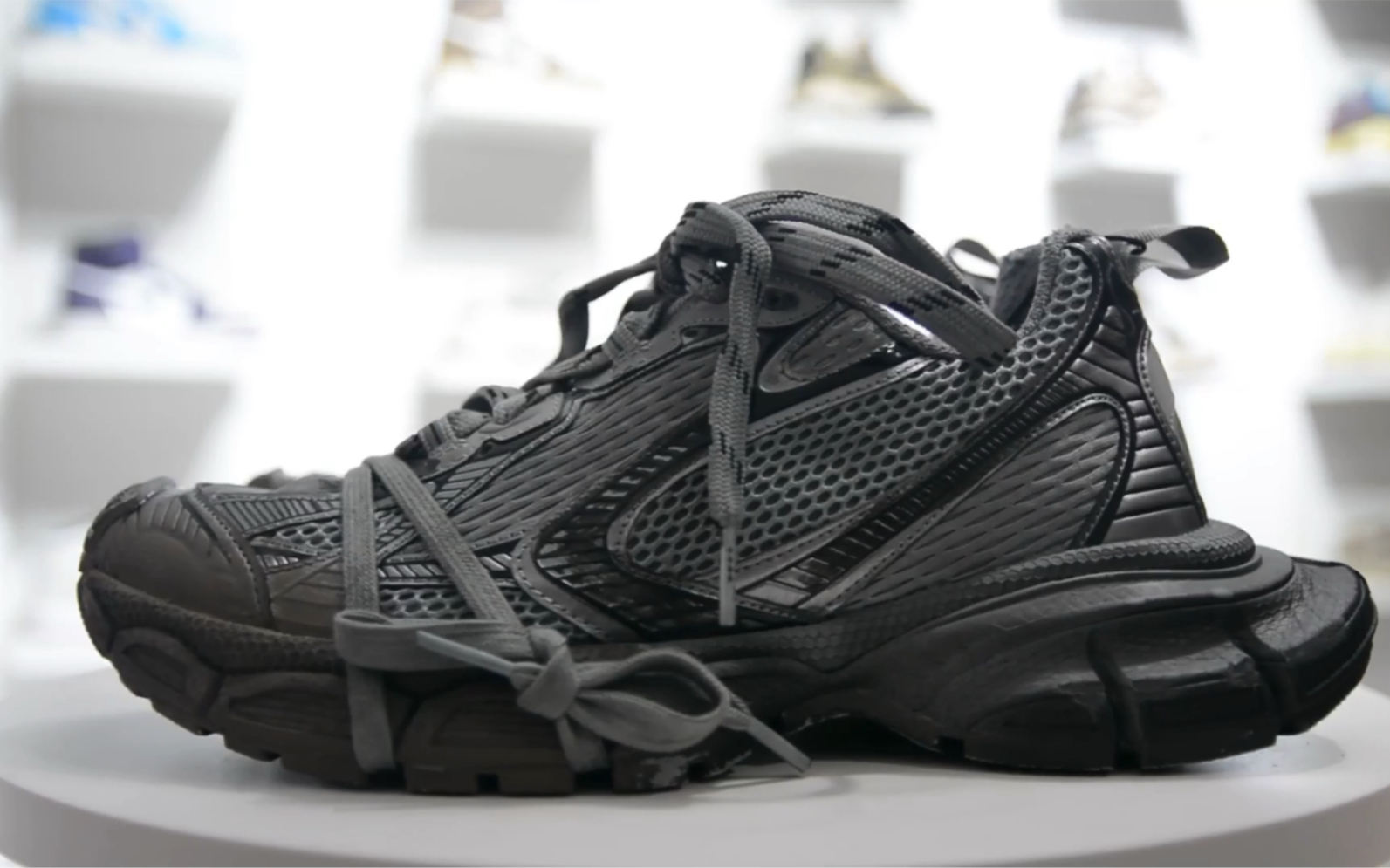 【权威实拍】balenciaga巴黎世家 3xl 做旧老爹鞋 银灰 泥染