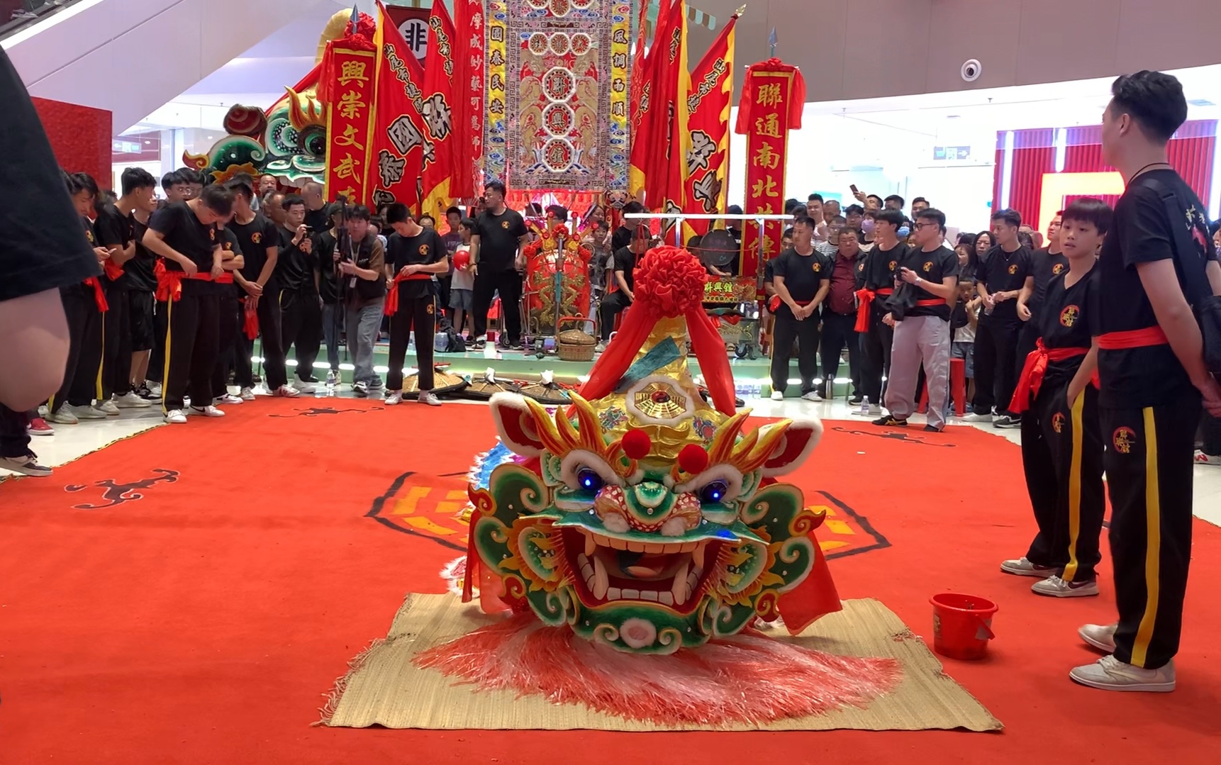 汕尾捷胜大塘社联興舘10月1号国庆节海丰天虹广场汇演