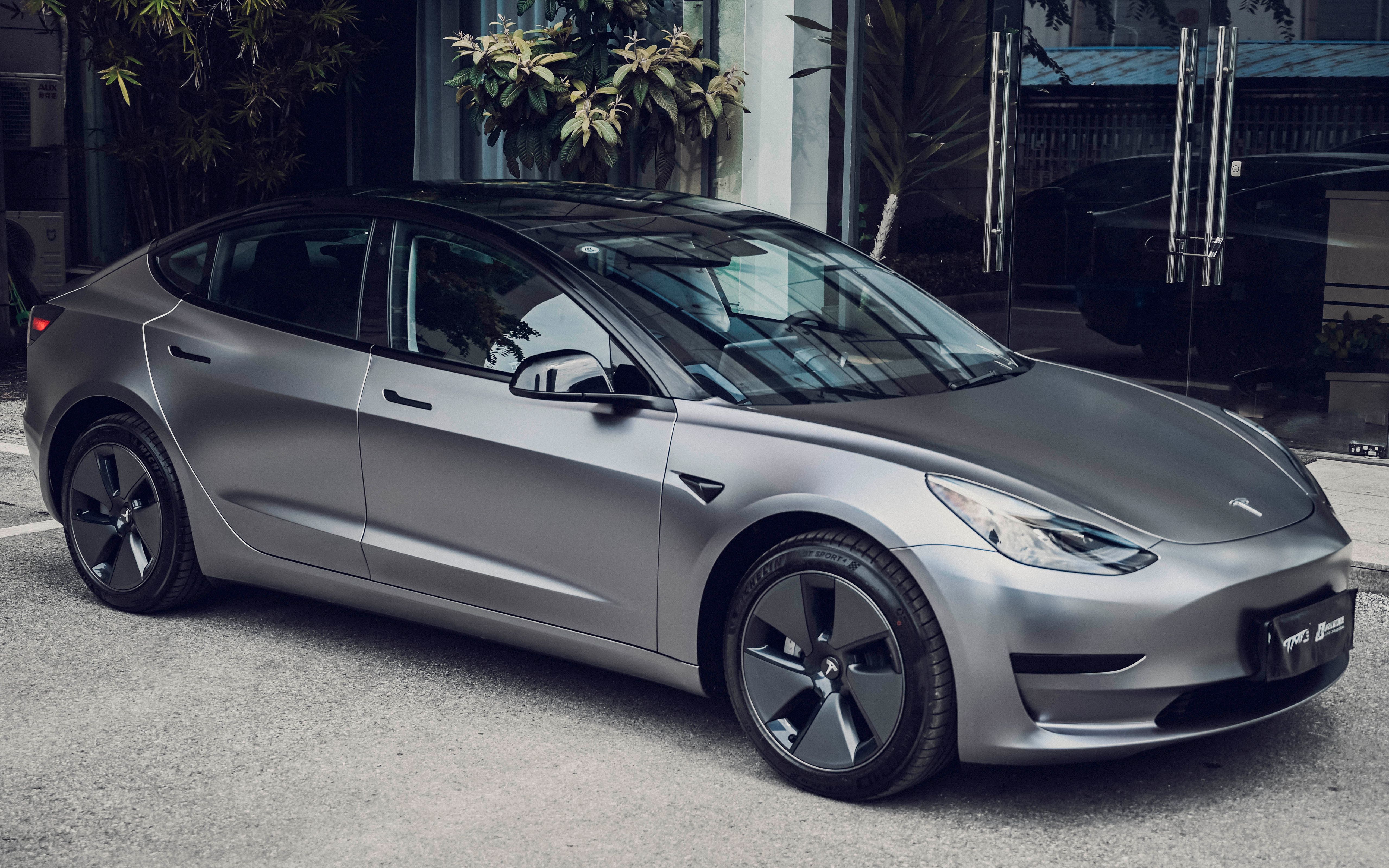 苏州无二汽车贴膜丨特斯拉model3贴tmd电光碳灰