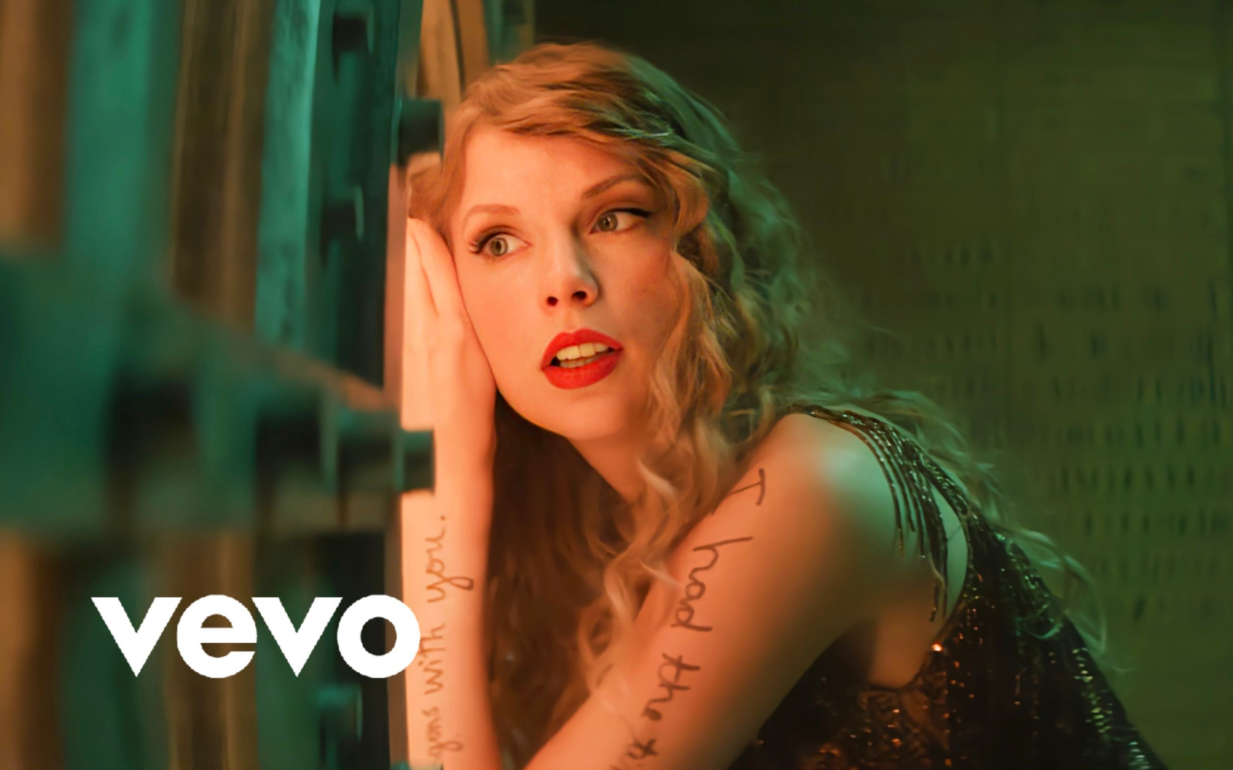 [图]【Taylor Swift】[超清画质]--精心翻译I Can See You----中英双语字幕