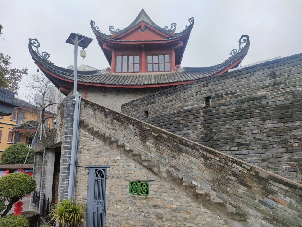 柳州东门古城墙