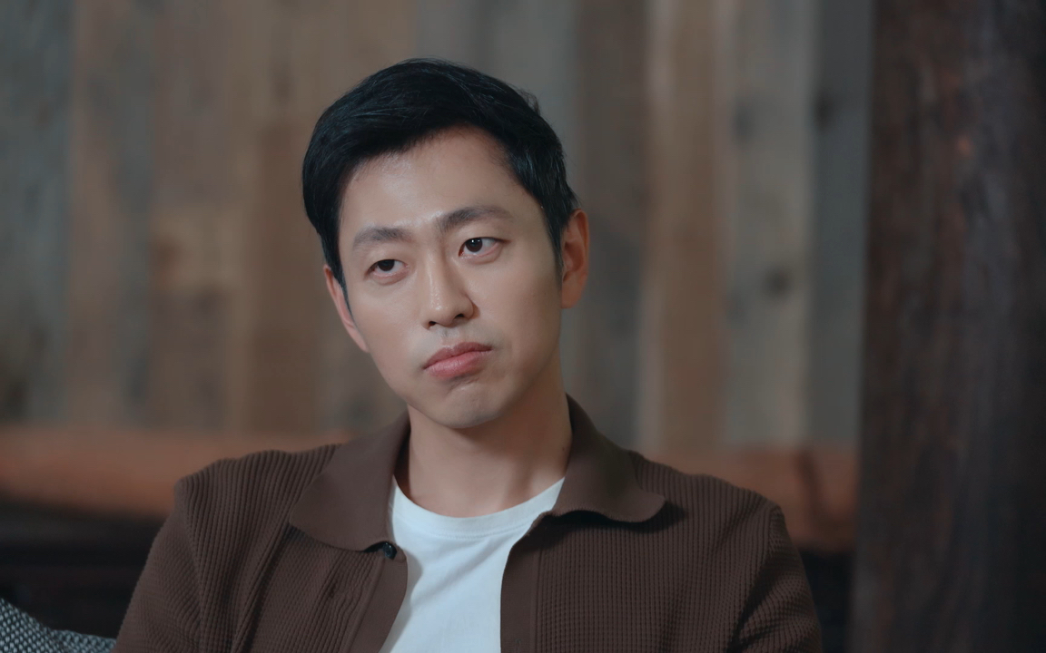 水哥说钱可以是废纸# 水哥王昱珩说赚钱不是最重要的事情,生活中挥行