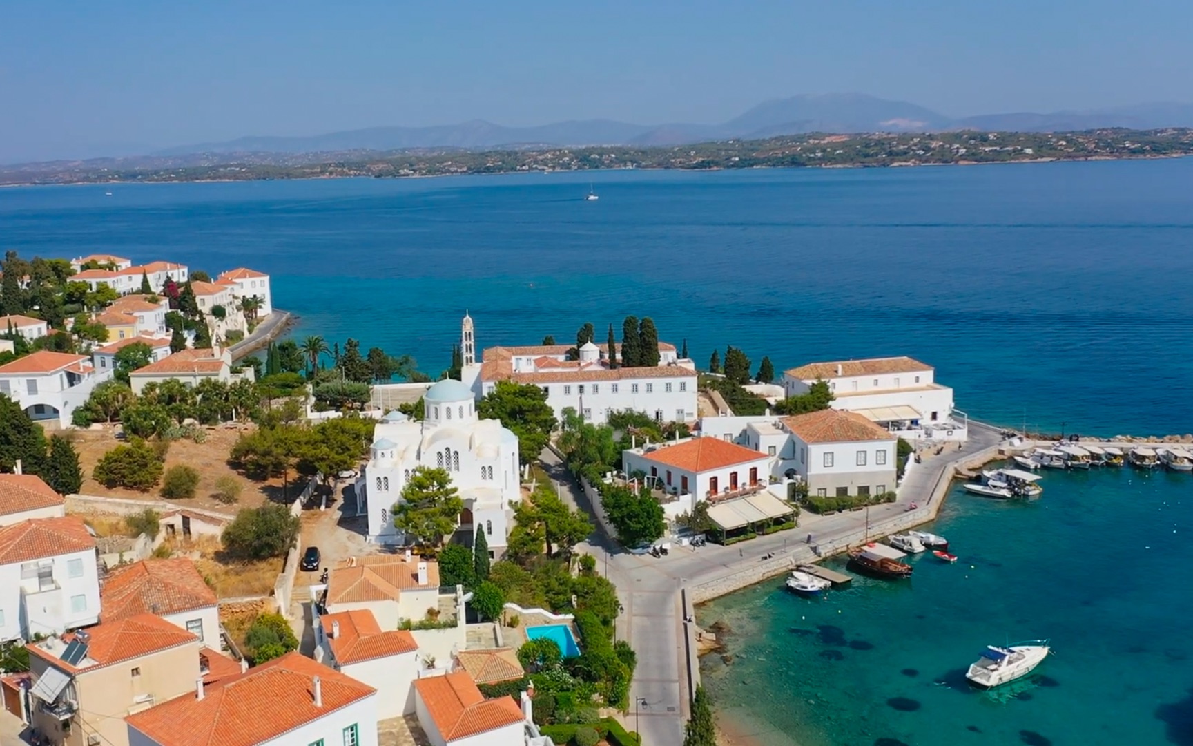 斯佩察岛是希腊的岛屿,位于阿尔戈利斯湾9293