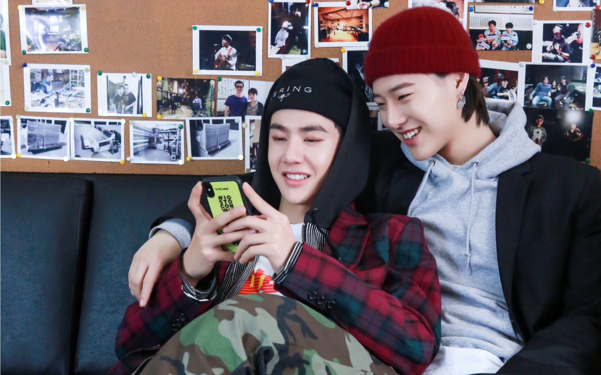 【uniq】【狮line】王一博 曹承衍《成人法则》