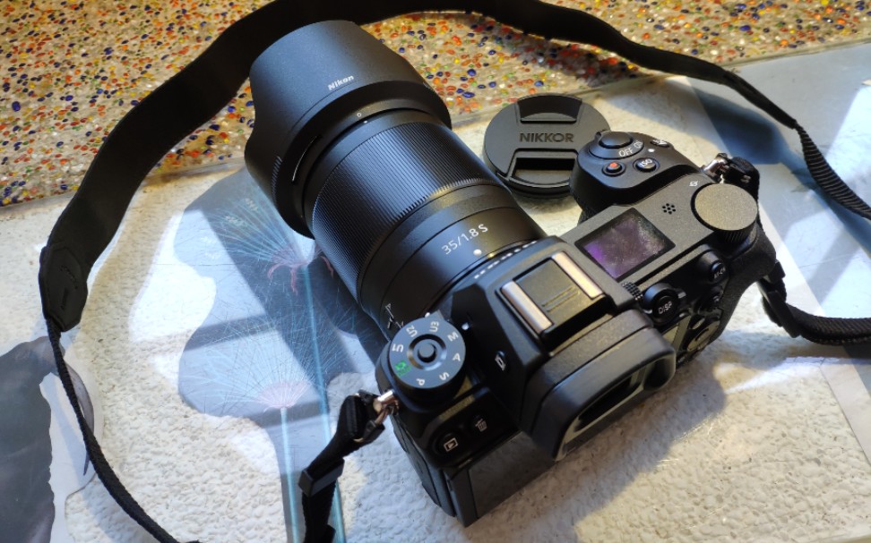 【开箱视频】尼康35mm f1.8s 我的第一支z卡口镜头!