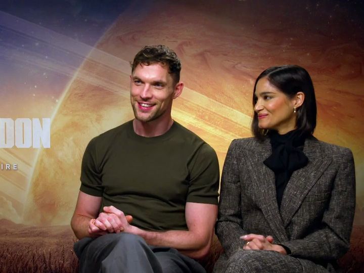 [图]Sofia Boutella & Ed Skrein On Rebel Moon - Townsville Bulletin