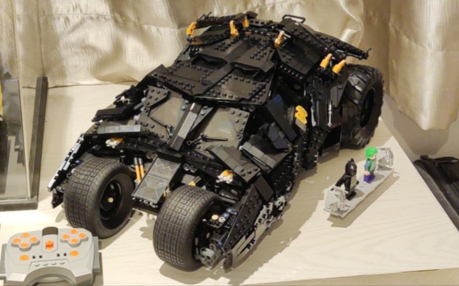 [预告]加入悬挂,转向,动力的蝙蝠战车tumbler 乐高76240