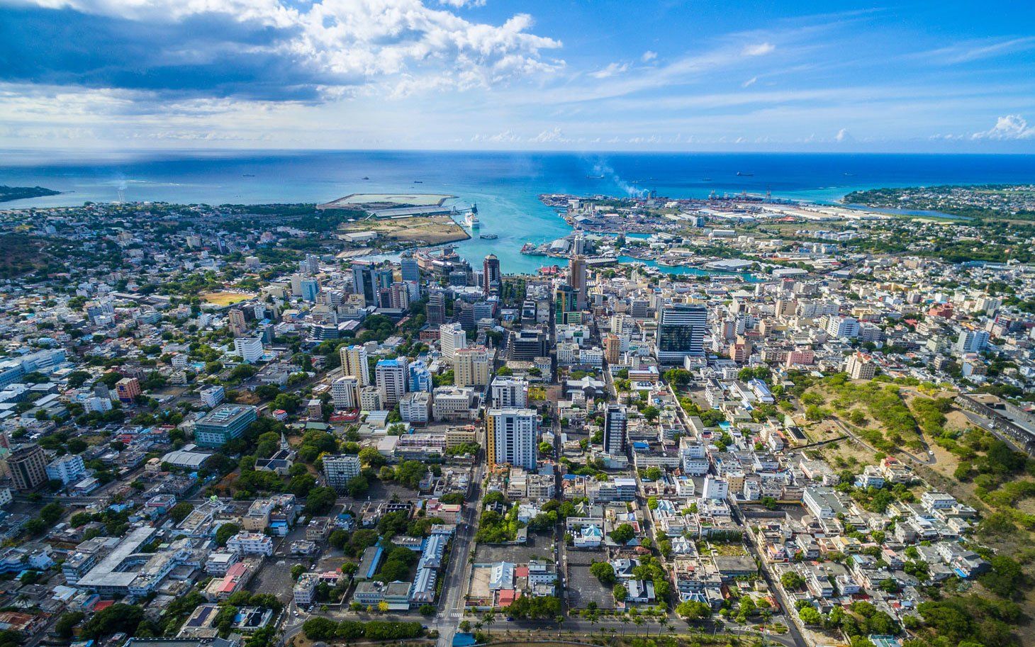 路易港城市航拍