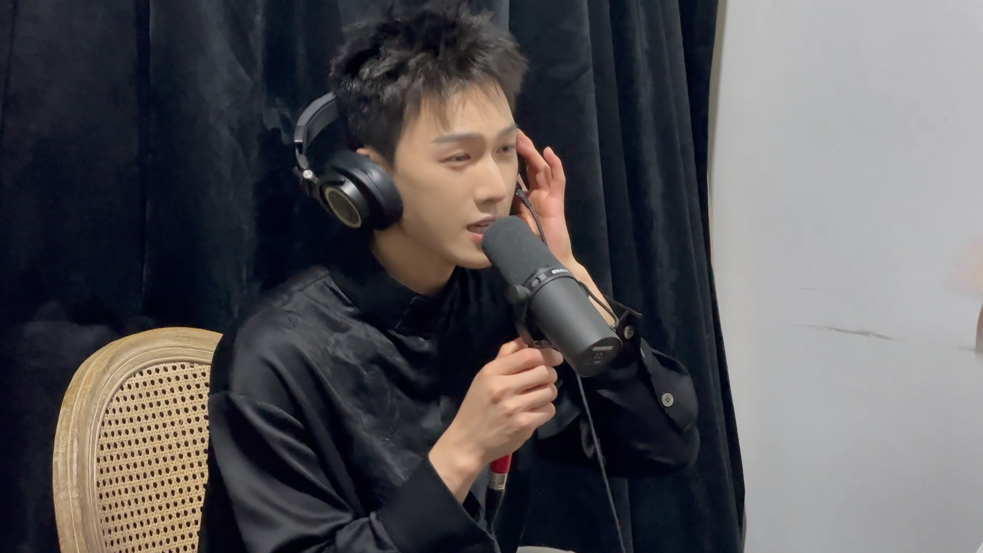 240610李昀锐gq拍摄日程