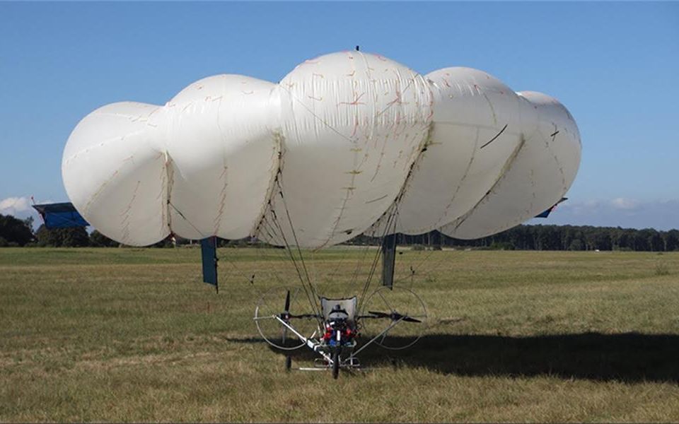 世界最小飞艇,可超短距起降,时速150公里,破吉尼斯记录