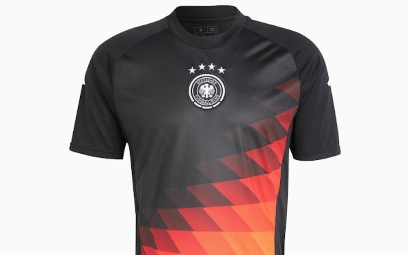 阿迪达斯发布2024德国国家队赛前训练服