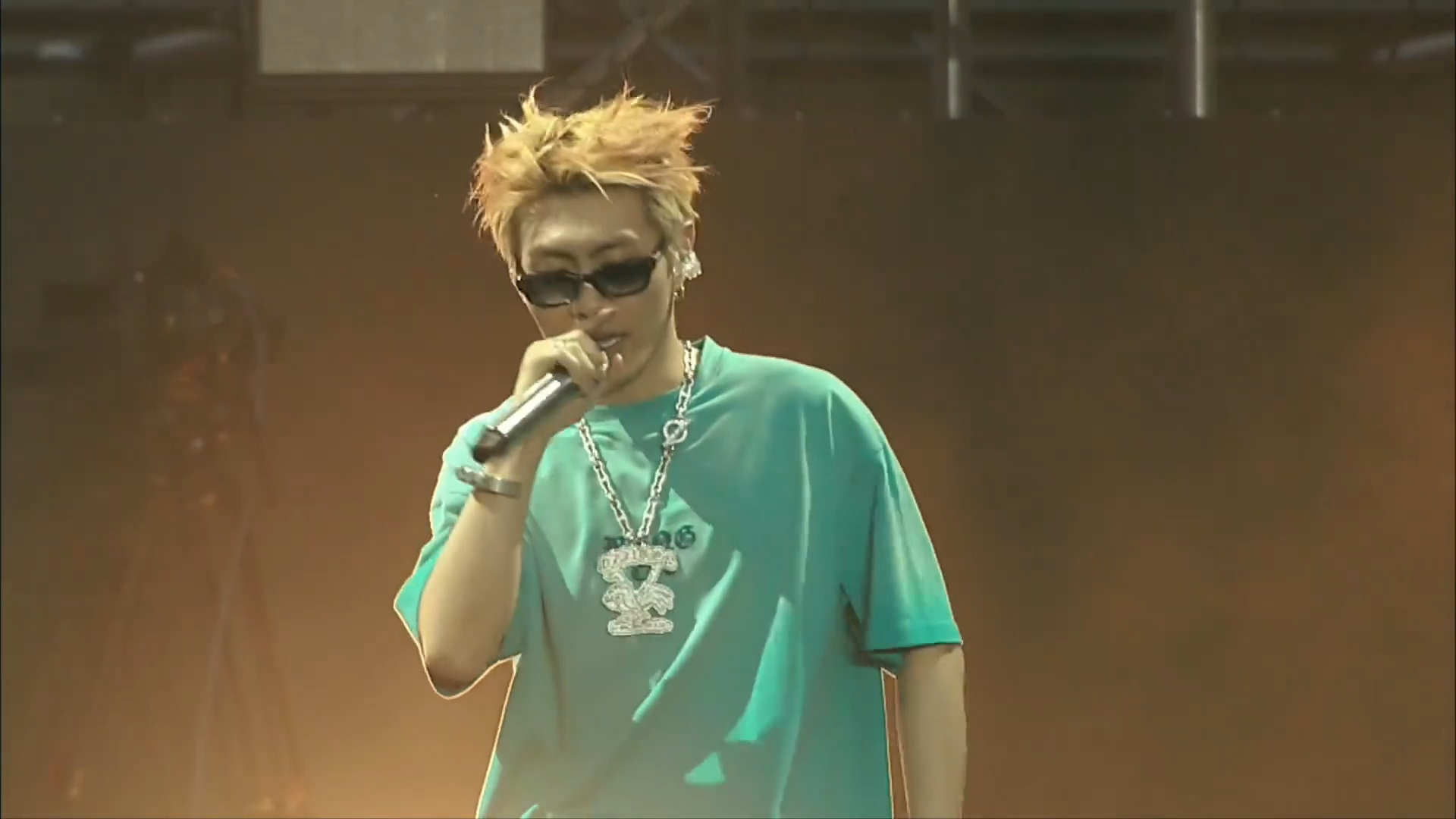 刘聪对咖啡壶贴脸开大:参加新说唱为什么被淘汰?咖啡壶新歌首唱