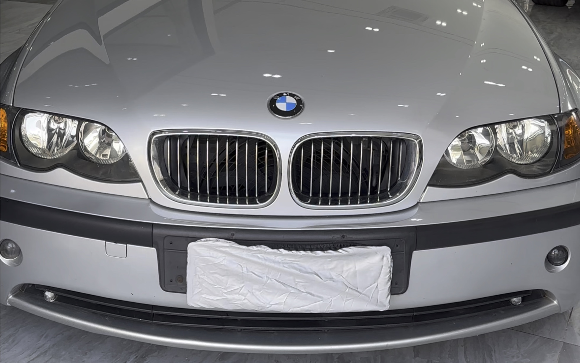 06年宝马325i,经典e46,m54直列六缸,里外如新,12万公里,全车原版,无换