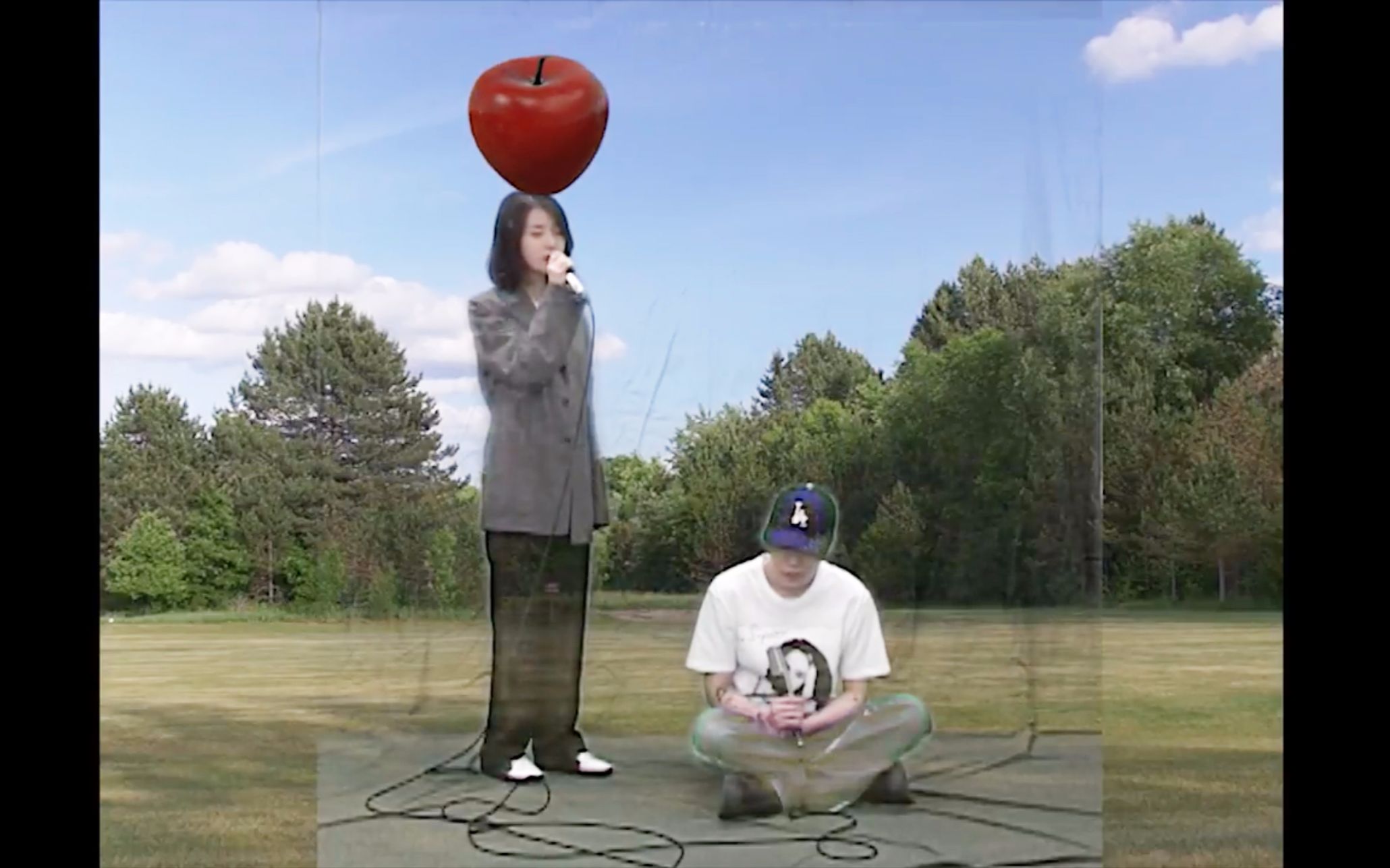 【iu/吴赫】 《爱情不太顺》live 中字