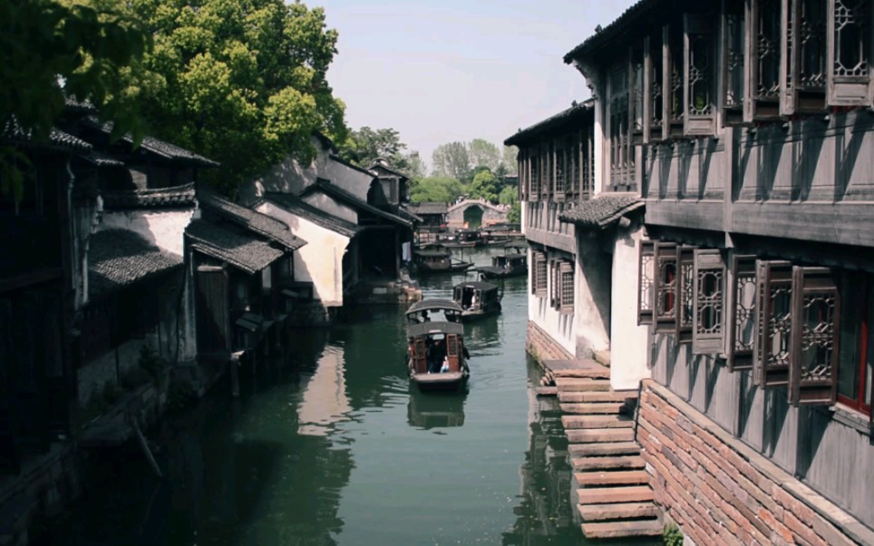 烟柳画桥,风帘翠幕,参差十万人家