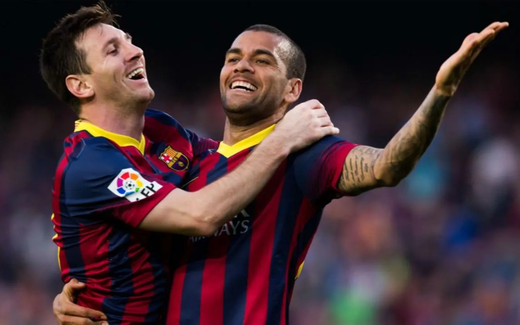 梅西与阿尔维斯的默契配合真的太艺术了致敬39岁二爷正式告别巴萨