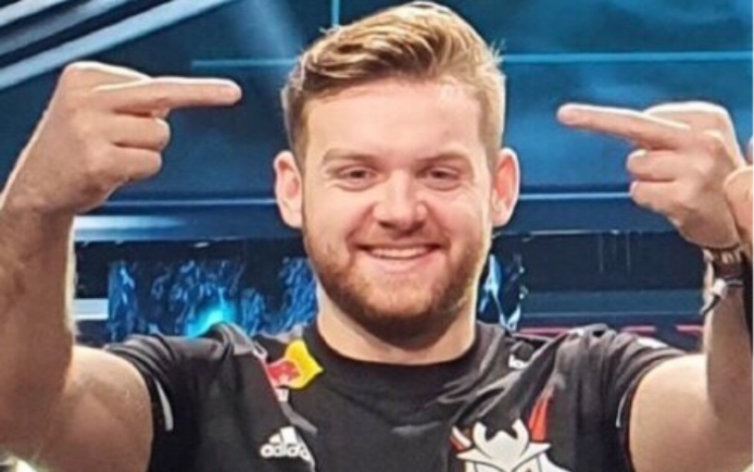 faze击败g2夺得冠军 niko喜提亚军_哔哩哔哩bilibili