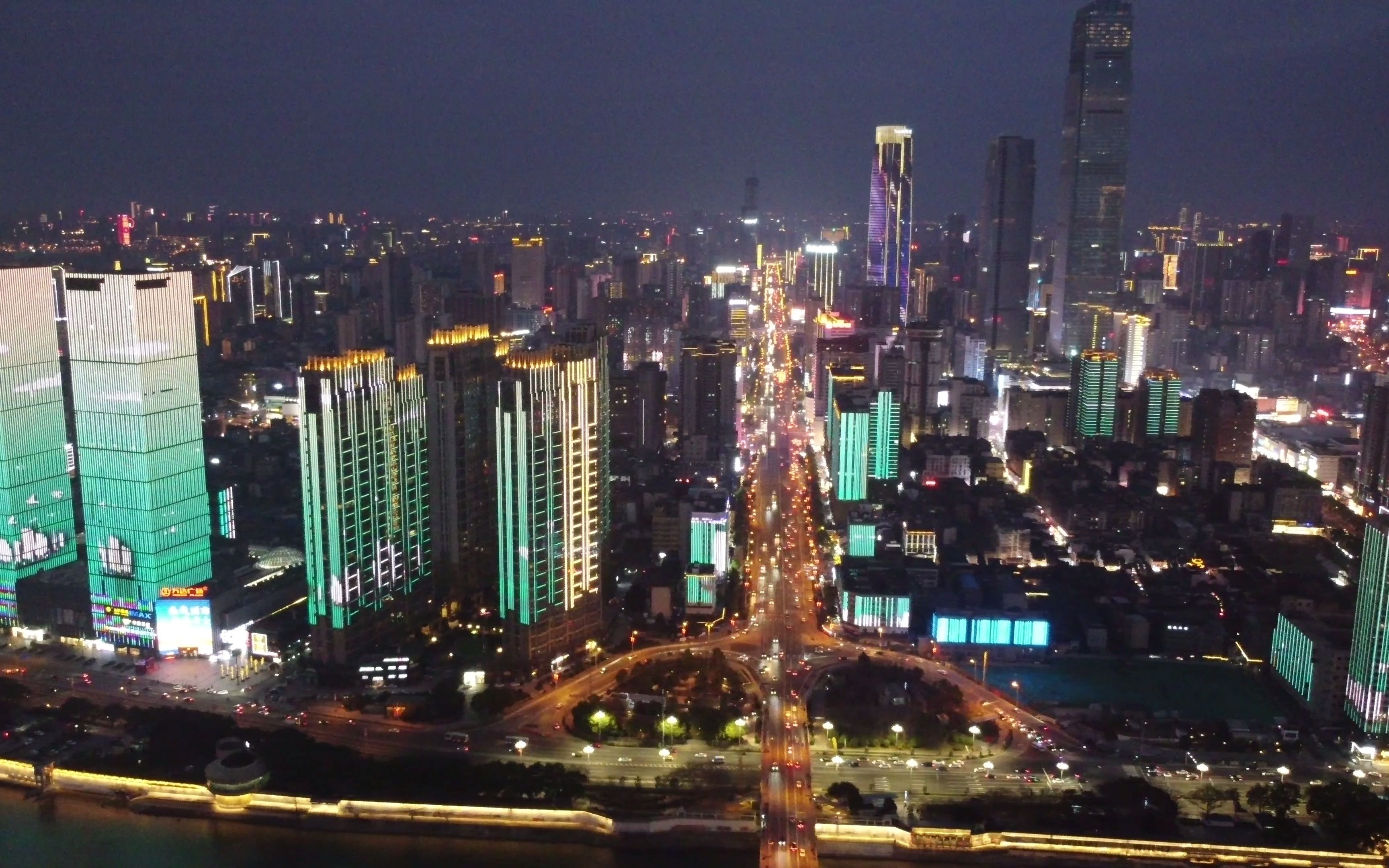 航拍长沙2022虎年新年绚丽夜景,一江两岸,灯火辉煌!