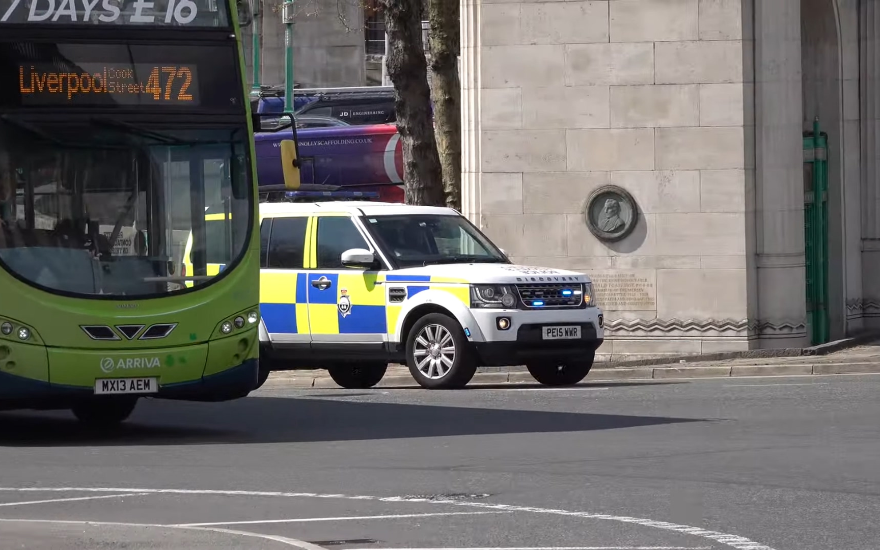 *罕见单位*英国默西赛德郡隧道警方 路虎发现4警车出警!