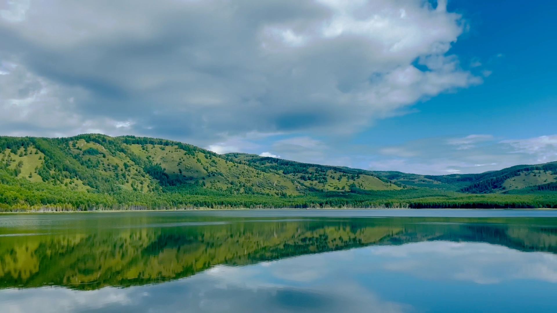 内蒙古阿尔山乌苏浪子湖,拍客阿尔山大斌口碑自助游车队