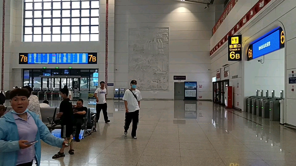 徐州东站内部图片