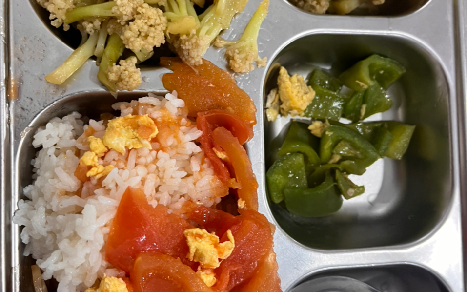 乡镇高中教师的食堂干饭日记