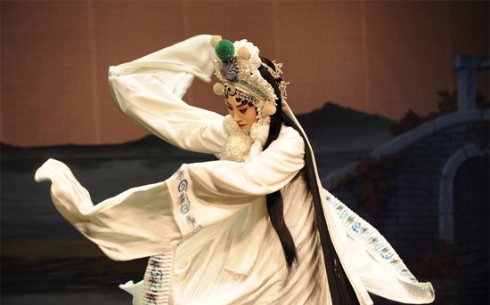 张火丁《白蛇传》唱段