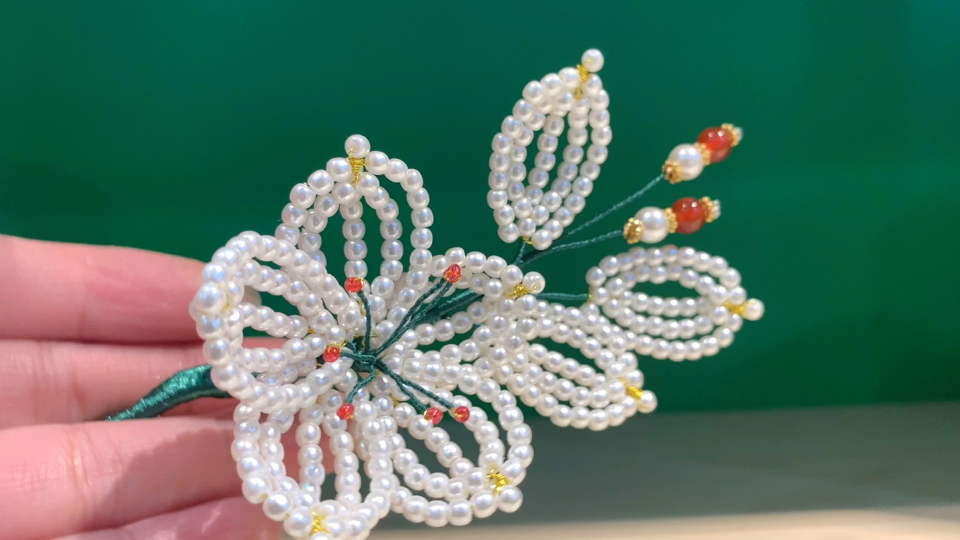 【辑珠梨花】穿的第一支珠花