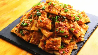 【香酱饼】你有多久没有吃风味独特，酱香浓郁的香酱饼了，想不想吃