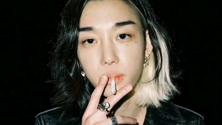 李圣俊loren不要抽烟了对身体不好 抽me