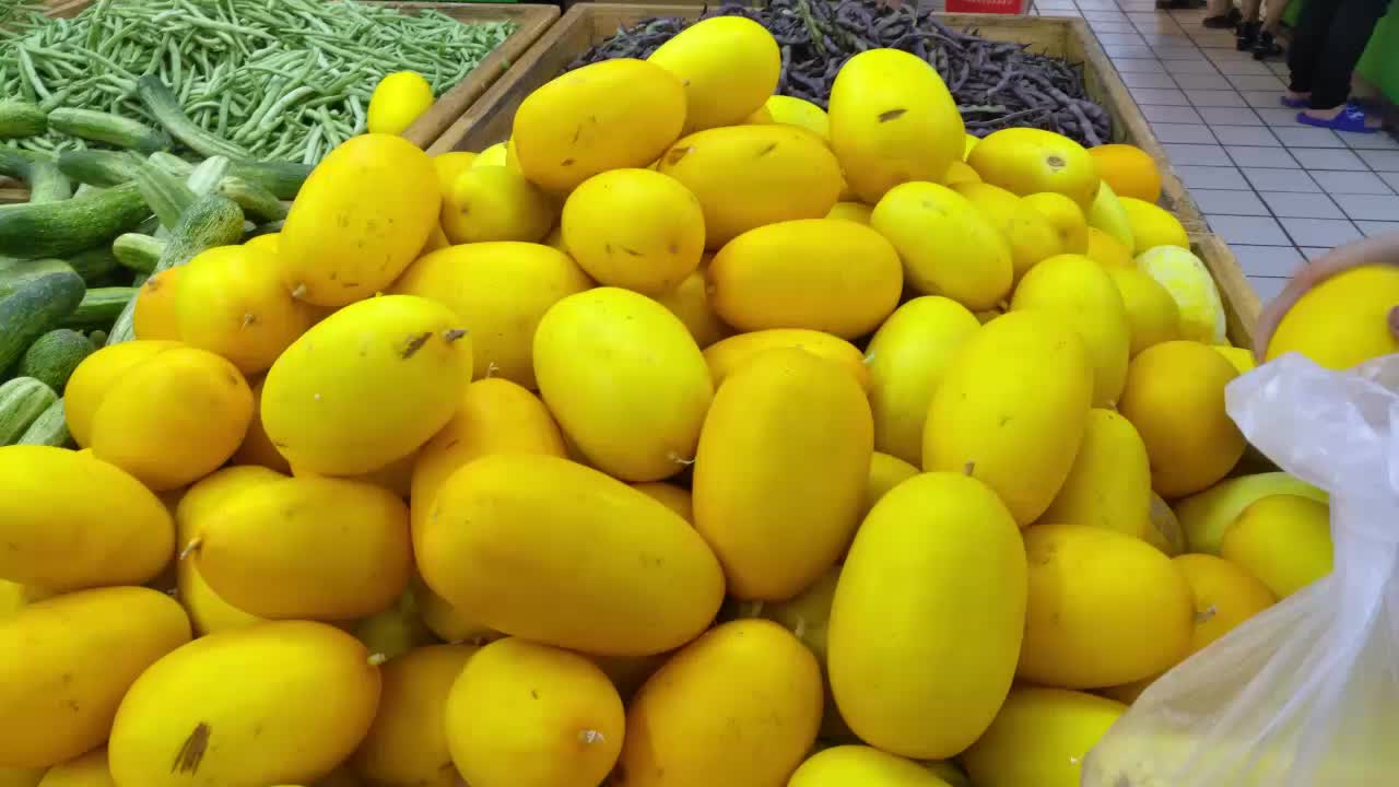 【地黄瓜】北方我第一次看见这种黄色的黄瓜