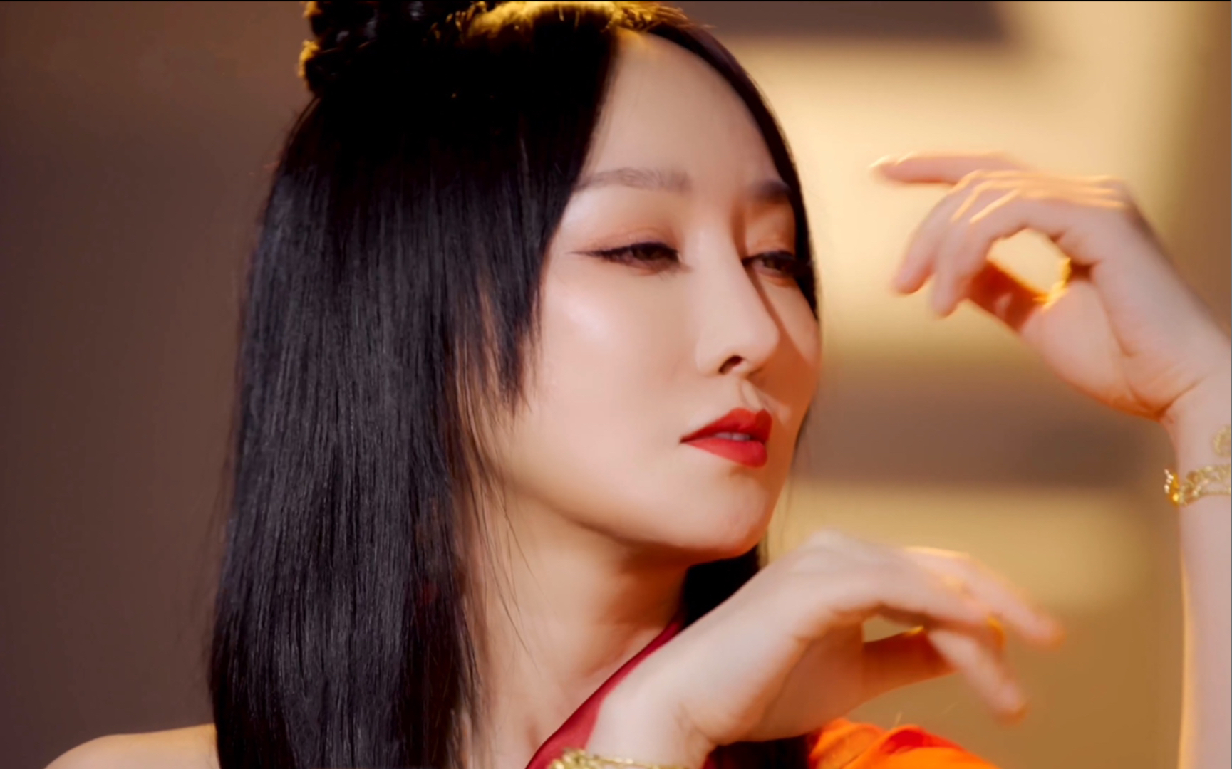 萨顶顶鸿音人声提取消音伴奏