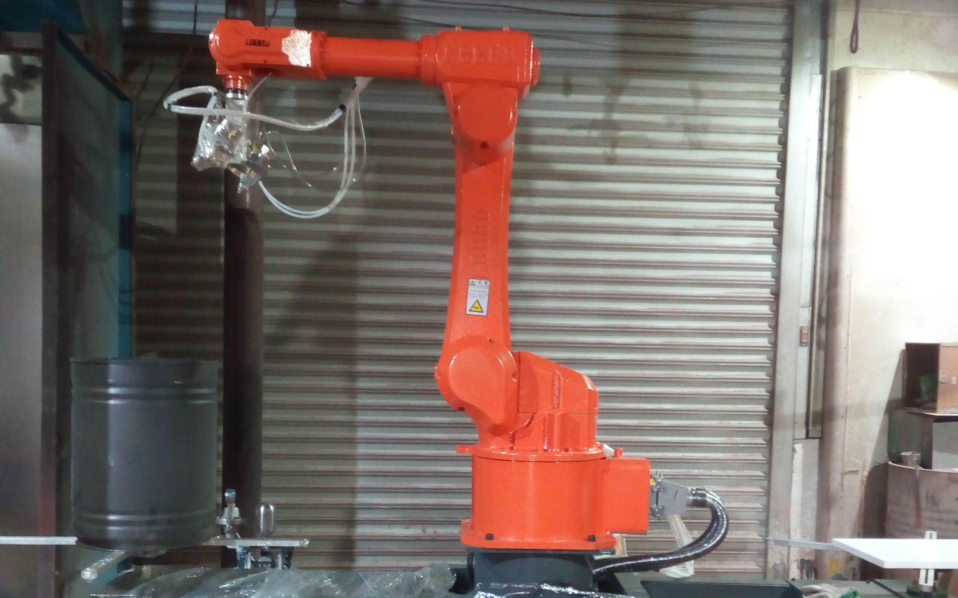 转台喷涂机器人(东莞-塑胶玩具)科智达喷漆机器人