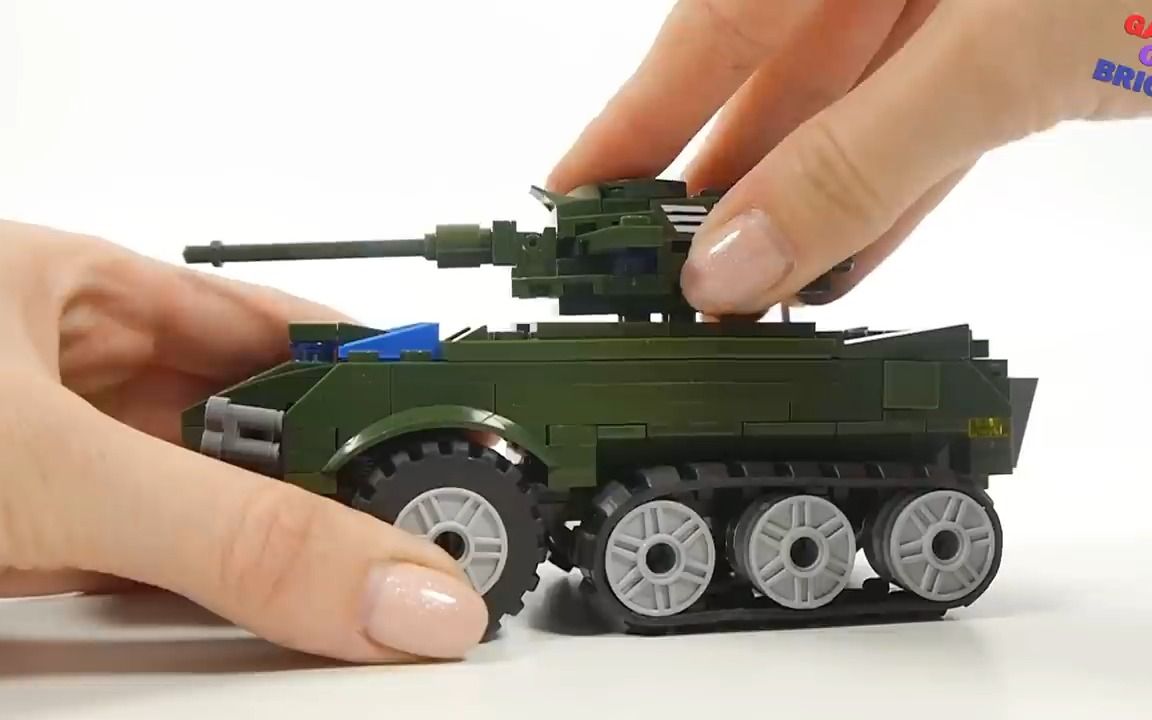 【乐高】如何建造史诗级乐高军用吉普车,坦克和火箭发射器!